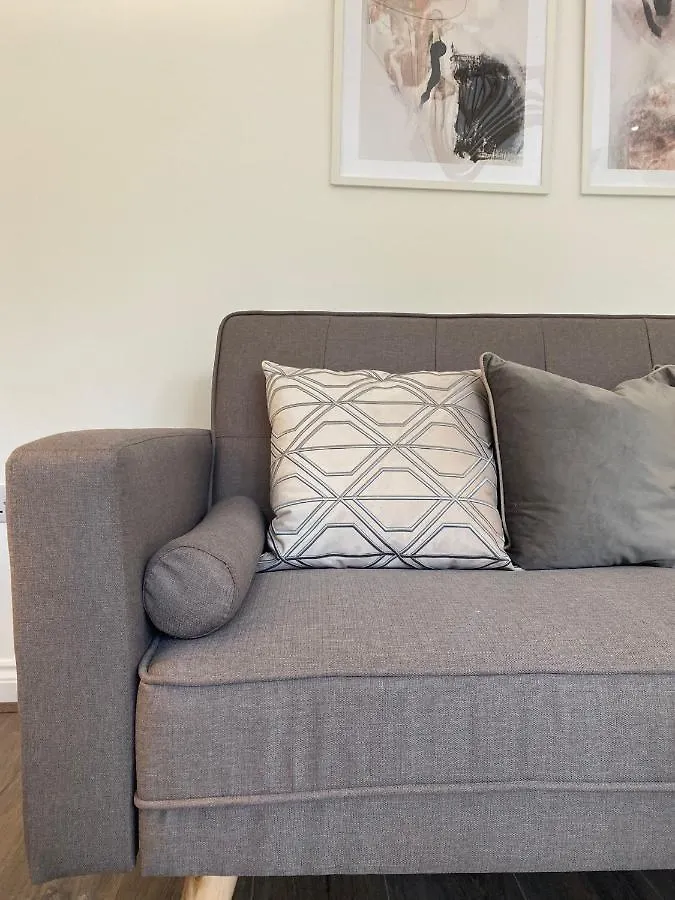 18 North Road Flat 1 By Mia Living Free Parking On Site Apartment Cardiff 0*,